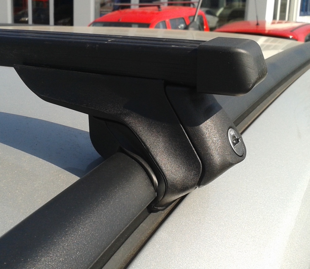 Příčníky ELSON Auto FlexBar OCEL na integrované podélníky