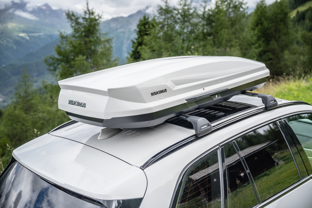 Autobox YAKIMA SkyTour 420 bílý lesklý