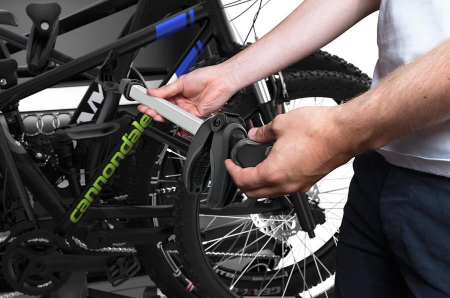Nosič kol THULE 939 VeloSpace XT s adaptérem pro 4. kolo